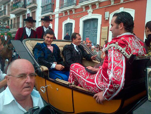 Una foto de Morante cada día - Página 2 Morante-Ronda-aplausos.es_